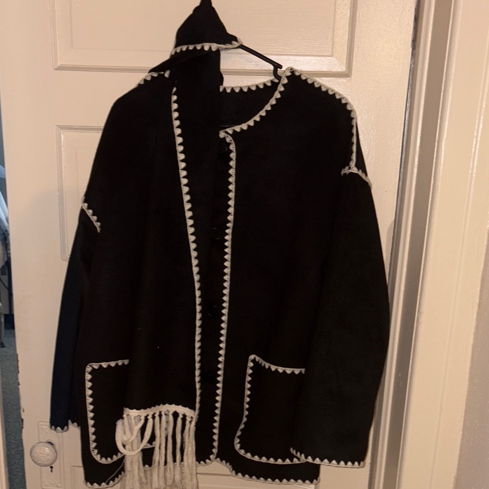 Black and White Women's Sweater